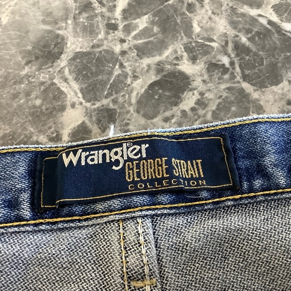 Wrangler  jeans George strait collection size 40X32 - Picture 3 of 11